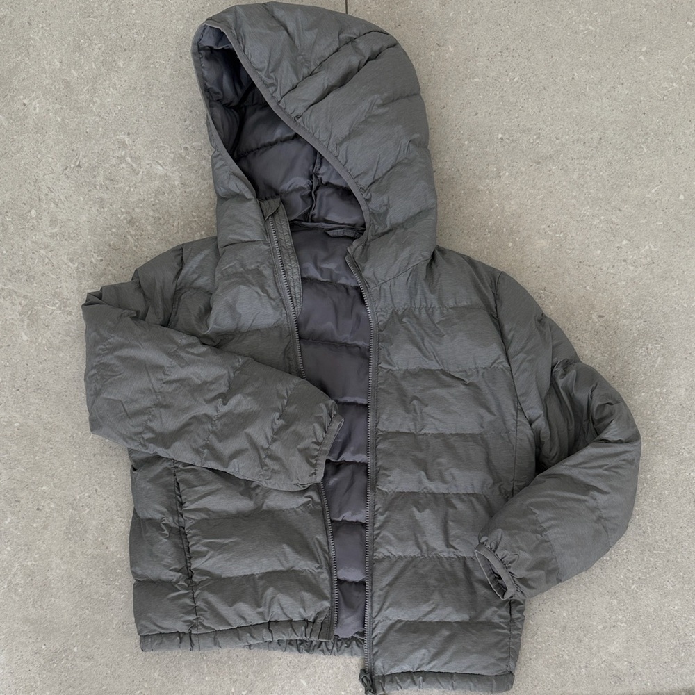 Uniqlo Kids Puffer Jacket in Gray